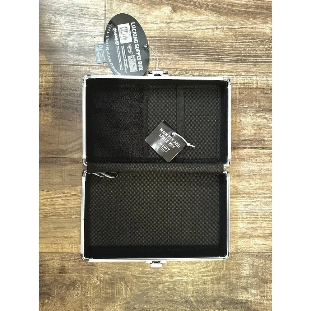 Vaultz Batman Pencil box | Locking supply box | 5.5x8.25x2.5 inches. New!